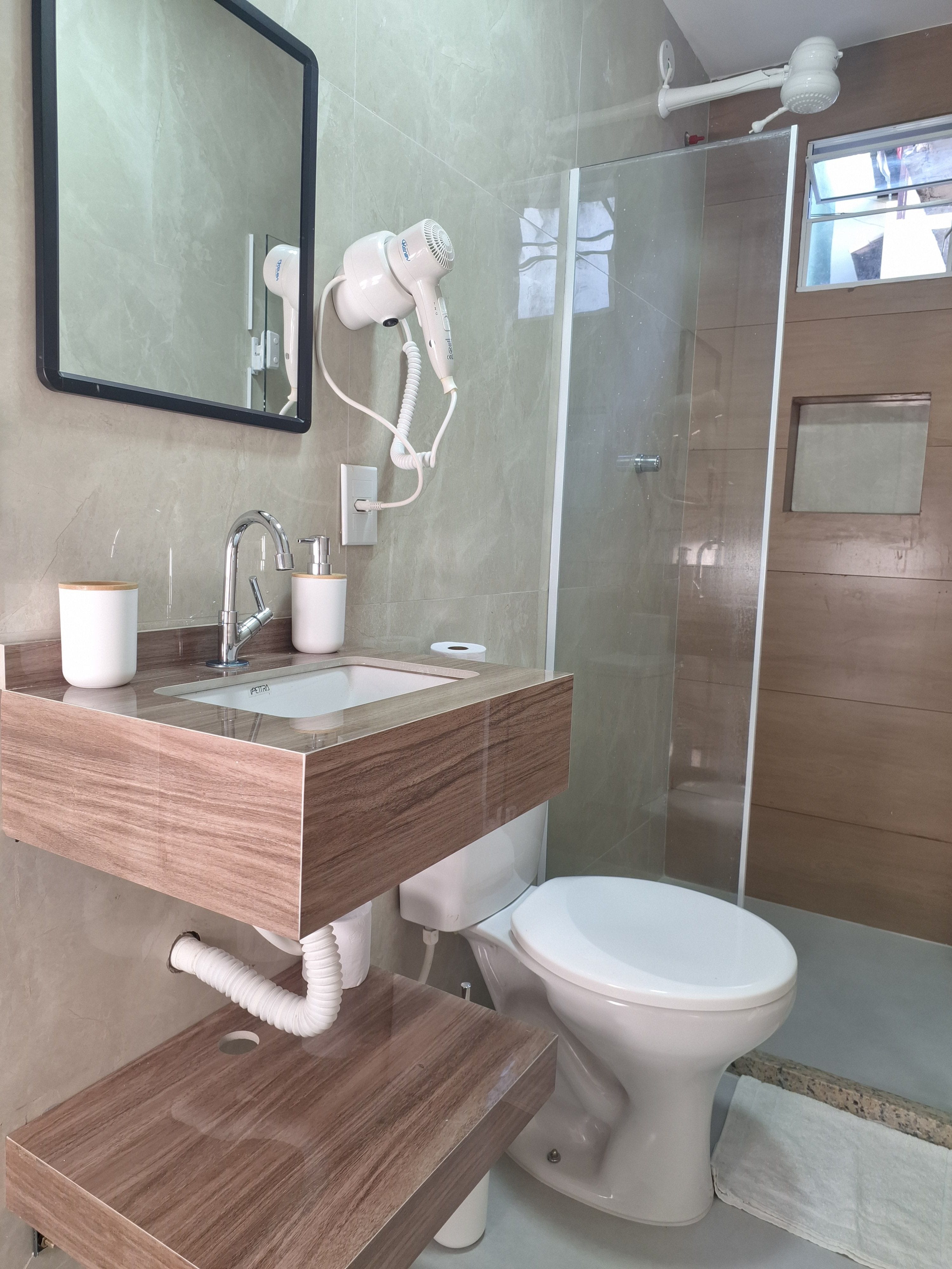 Quarto Standard Duplo — banheiro